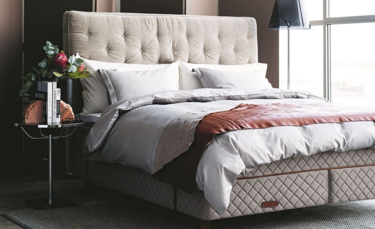 bed designed by Duxiana for Duxiana Design Team