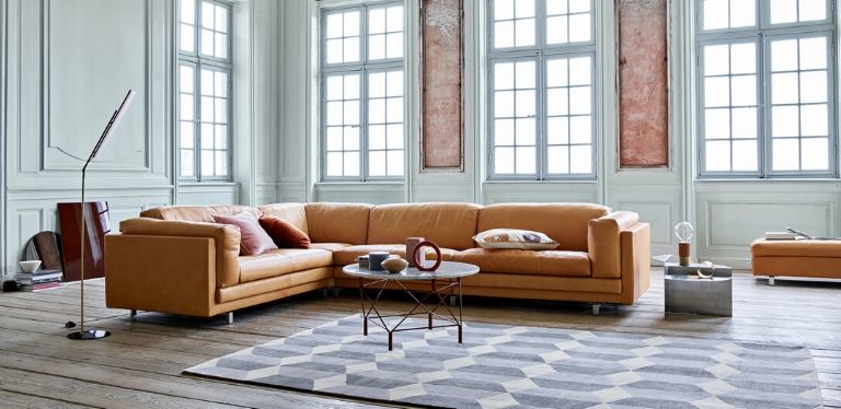 Eilersen - Tub sofa in leather