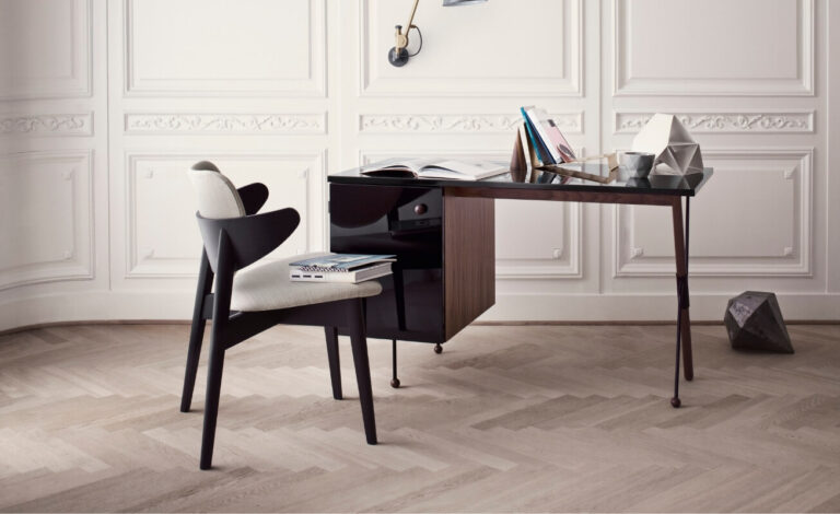 Gubi-62-Grossman-Workspace-Office-Desk-4