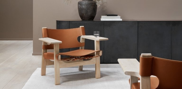 Home styling service at Danish Design - Spanish lounge chair