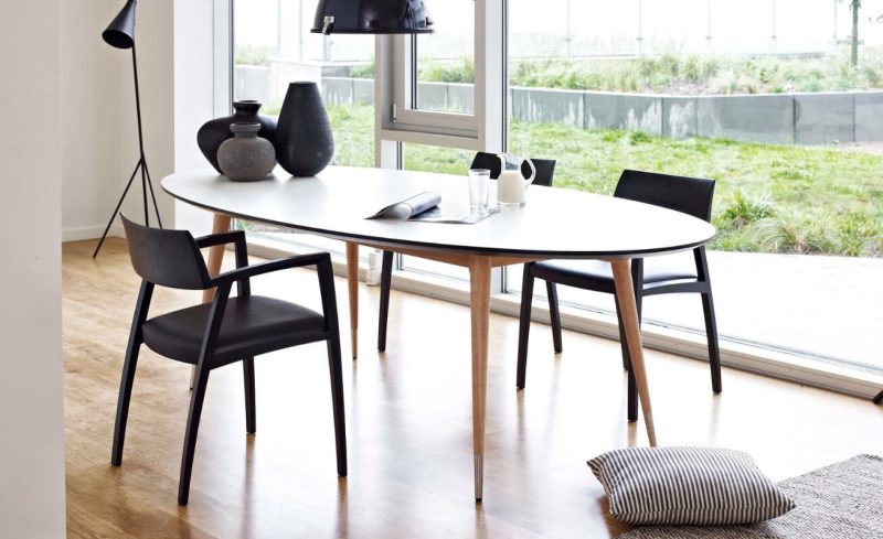 modern glass extendable dining table