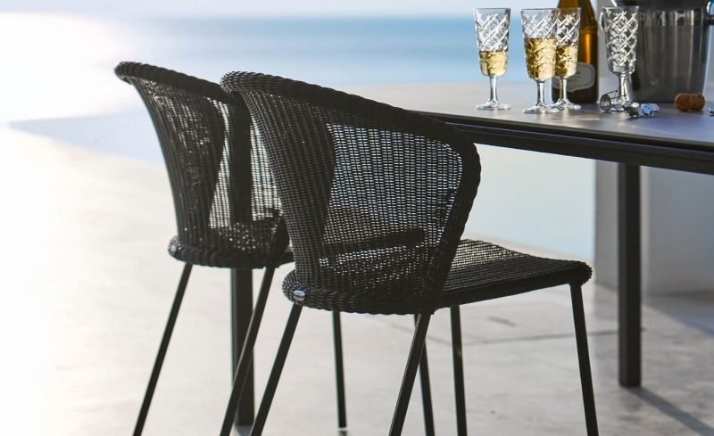 black wicker patio dining chairs