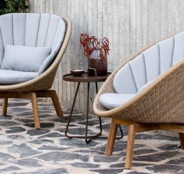 Peacock Outdoor Lounge Chair