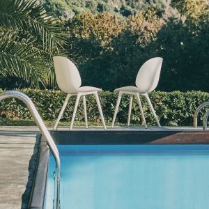 Gubi Beetle Outdoor Dining Chair in Alabaster White