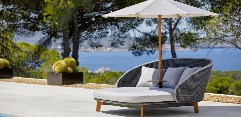 peacock outdoor daybed by cane-line - danish design co singapore