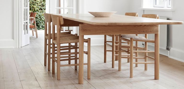 Skovby SM 33 Extendable Round Dining Table - Hansen Interiors