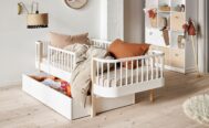 Oliver Furniture Wood Collection Classic Kids Day Bed