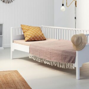 Seaside Collection Classic Kids Day Bed