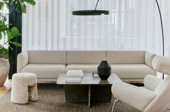 Calmo Sofa