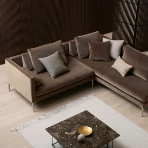 Juul 701 sofa 230x220 cm Peach 21 and 013 table 012 table 111 carpet 050 footstool ENVIR 2340 (1)