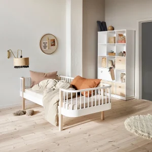 Wood_day_bed_041405_041321_041328 (2)